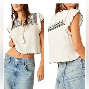 NWT*** FREE PEOPLE SARAFINA EMBROIDERED YOKE TOP
